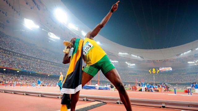 皇马主场2-1逆转拜仁，晋级欧冠决赛，1617欧冠皇马vs拜仁首回合