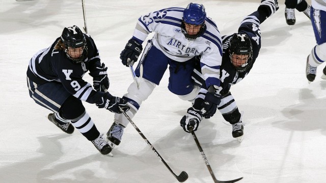 库里：用“精准”改变战术，开启“外线新时代”！，库里准不准