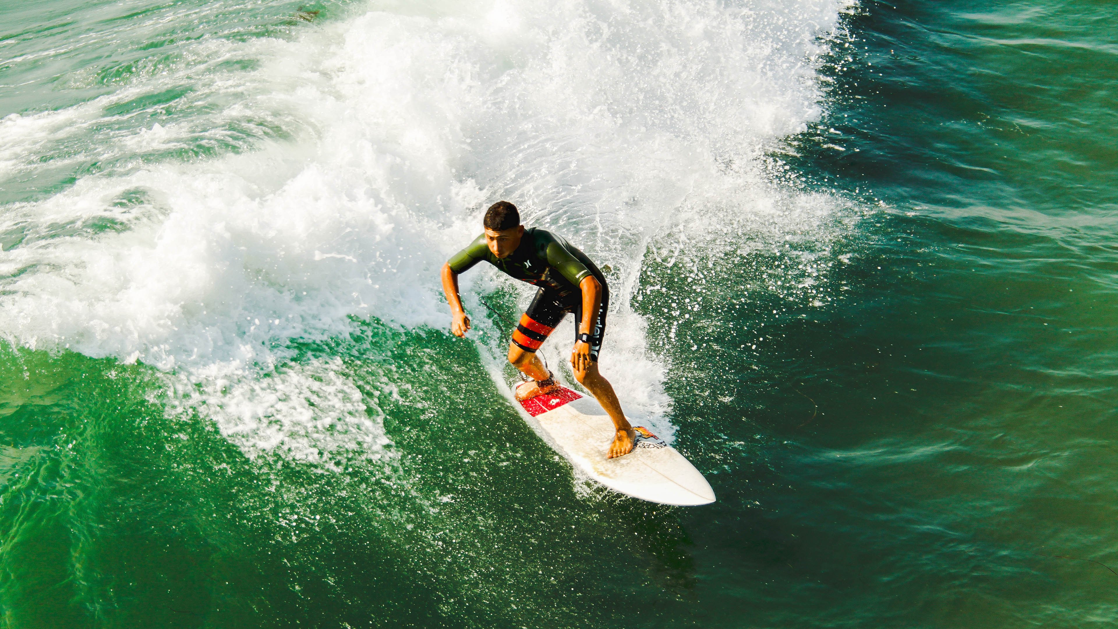 巴萨凭一球险胜,主场艰难拿下对手,巴萨赢了